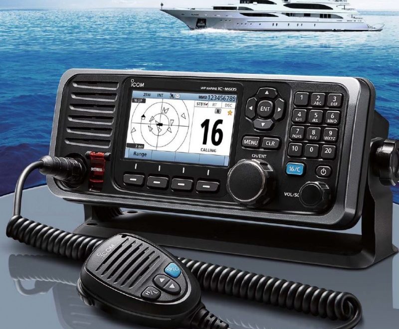 ICOM IC-M605