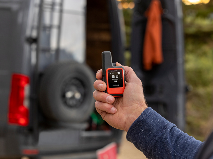 dispozitiv de comunicare prin satelit Garmin inReach